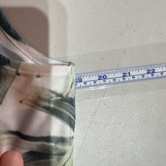 NWT Clotheshead Layered Mesh Sleeveless Tropical Floral Top Small White Green - Picture 4 of 12